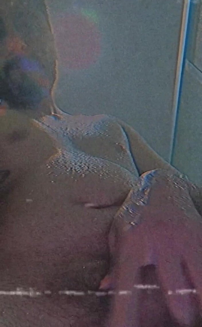 Camilo Brown: Sega vintage in doccia, ora in VHS