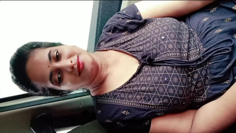 Your Arya: Beautiful Girlfriend Was Proposed by Her Boyfriend by Gifting Her...