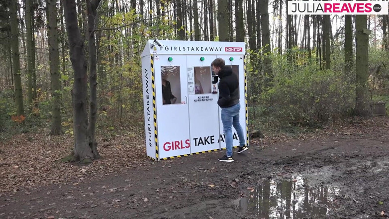 Date your Dreamgirl: Loira se inclina para uma foda dura na natureza