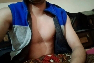 Gangbang straight: Kundička v Tunnel Vision