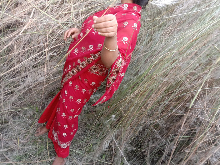 Sabina244: 自分の義理の弟と屋外で犯されるデジ・ハードコア・ダッキング