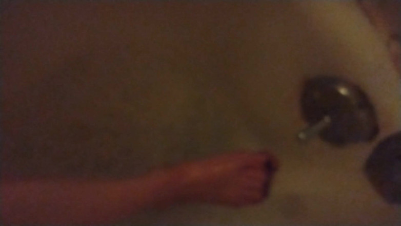 Missy Megz: Fun in the bubbles