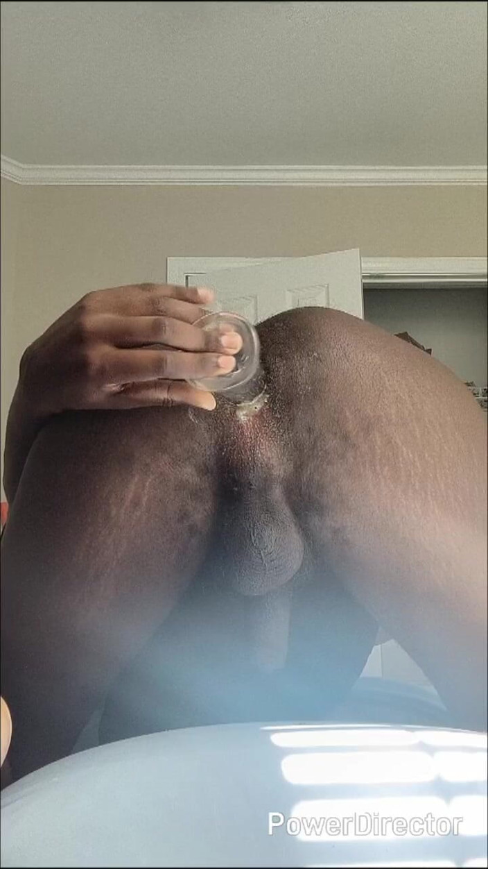 DaBlackFemboy: Creamy Femboy Farting in Doggy