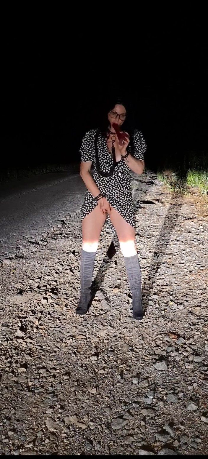 Toilet Mommy: Бабуся Мастурбує