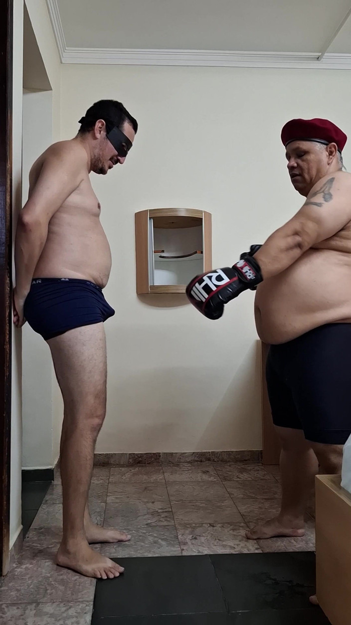 Punchbagplz: 船长统治者x乔伯（假）