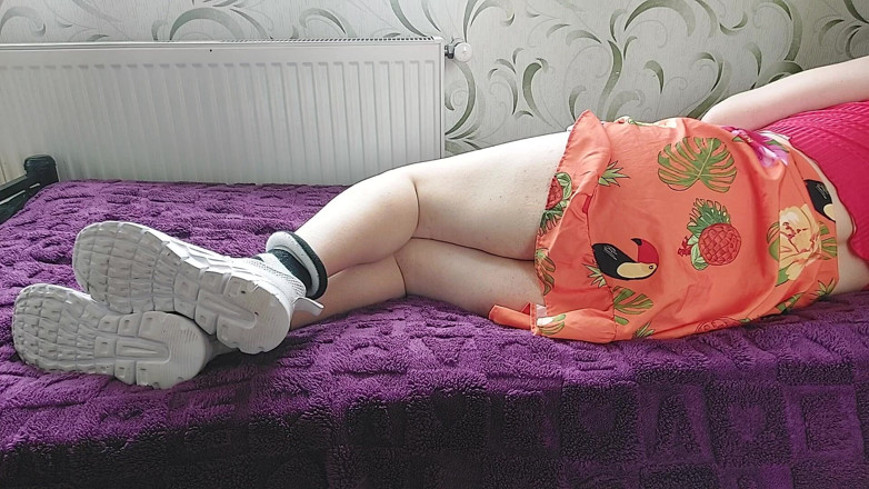 Kitty_Cross: How Femboys Bed Time in Feminine Outfit White Pretty Young...