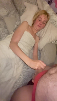 Freundin handjob und blowjob - 1