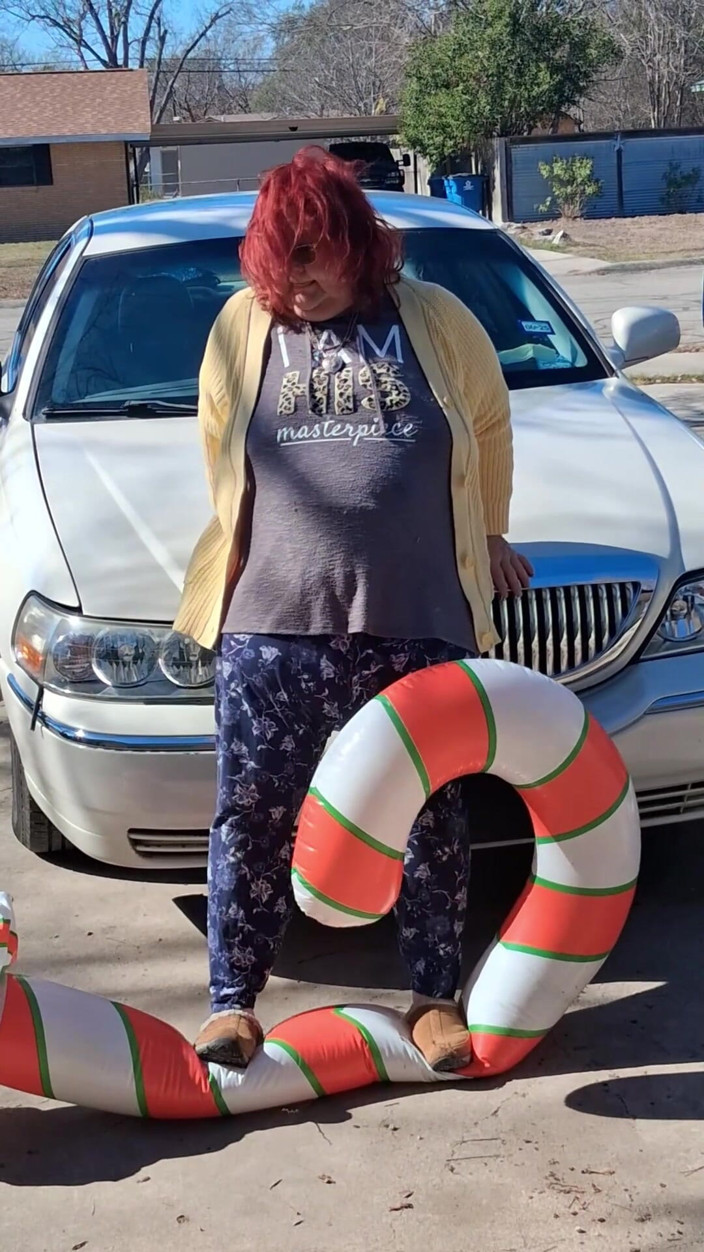 BBW nurse Vicki adventures with friends: Big Beautiful Woman Nurse Vicki Crushes This Blow up Candy...