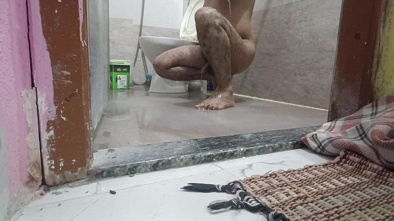 LovedSunsine1990: Când fac duș, fac duș goală