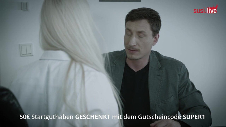 Susi Live: Две горячие блондинки занимаются сексуальным тройничком, часть 6