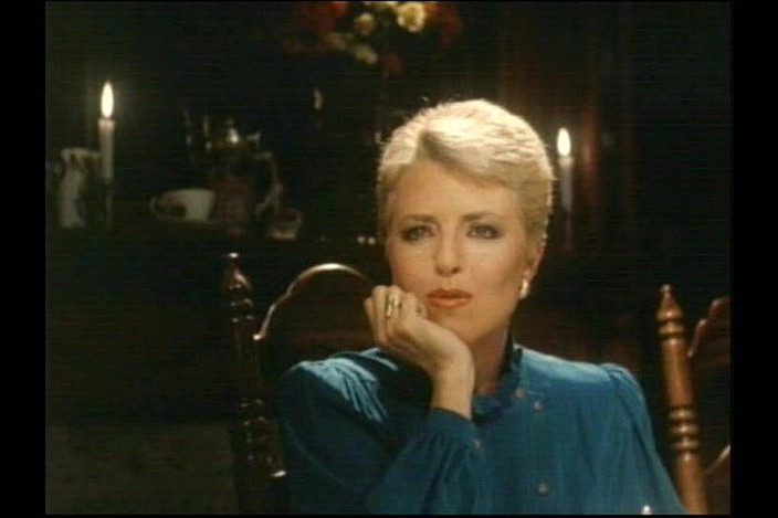 Bisco Birchwood Productions: 그녀는 만족할 줄 모르는 2!