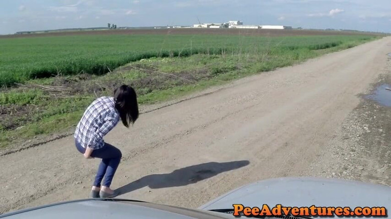 Pee Adventures: Wetting My Jeans Outdoor