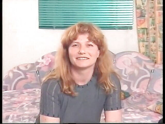 Lucky Cooch: 흑인 대물 자지에게 따먹히는 금발 밀프