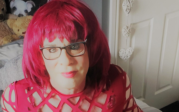 Juniperberi29: Butt plug merah