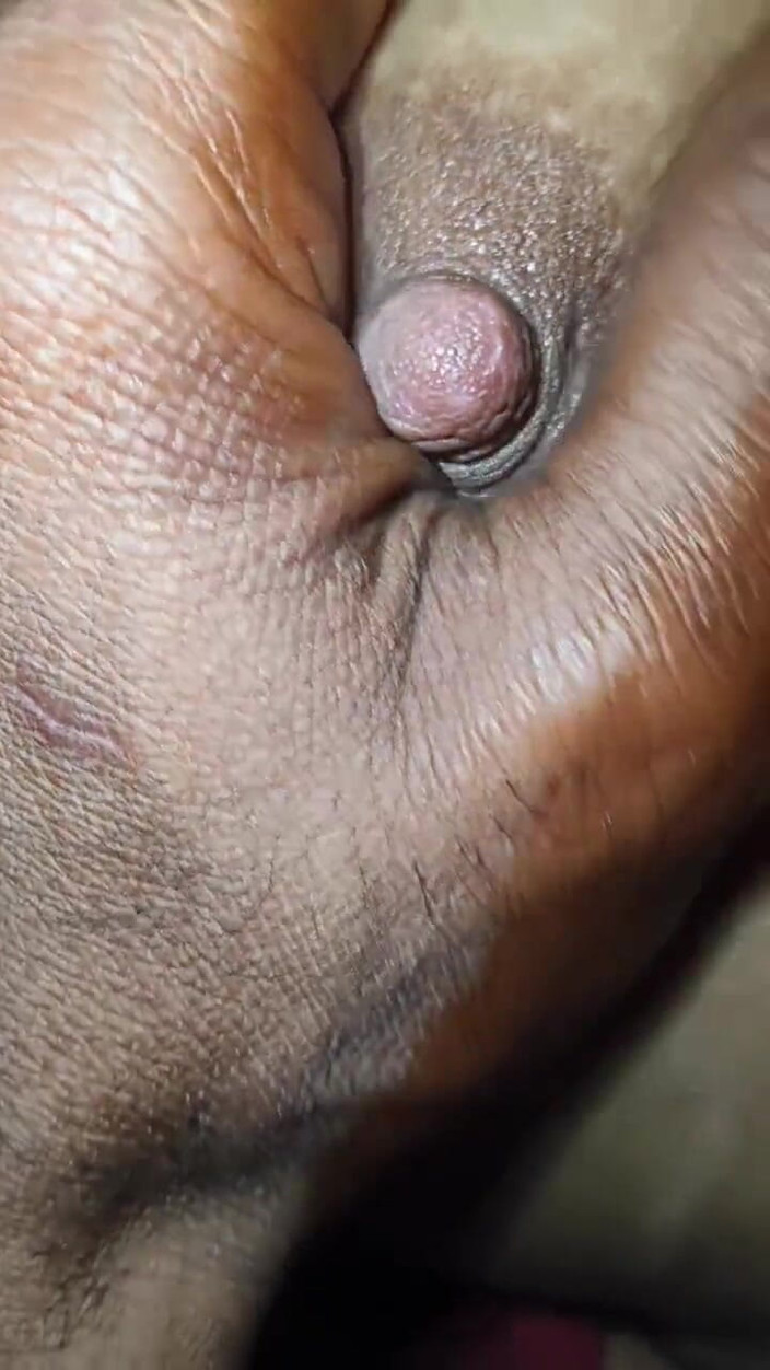 Cpl1: Desi Bhabhi Masáž prsou Manžel Masáž prsou manželka