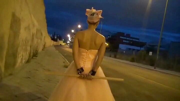 Krakenhot: 新娘户外性爱