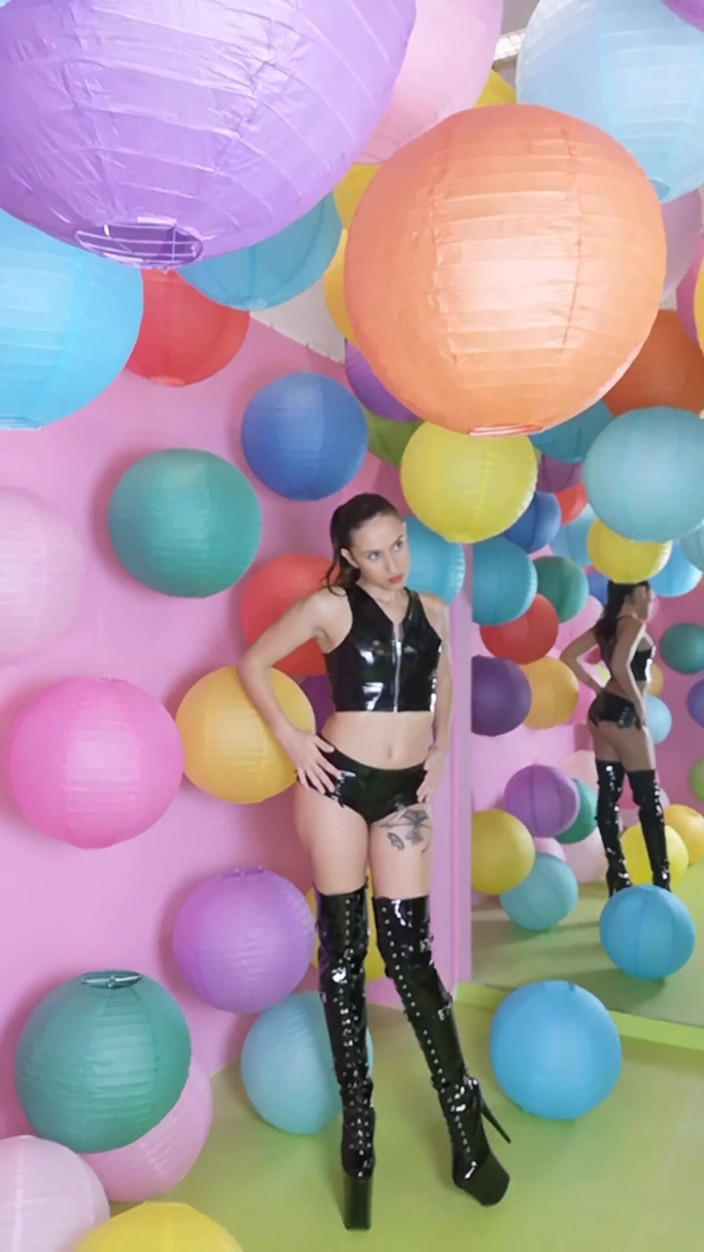 Miss Lith Domina: pvc 恋物癖拍摄