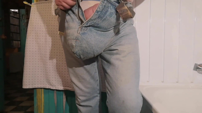 Monster_Meat_: DAY2 extreme pumping in 2stage plus dressed up