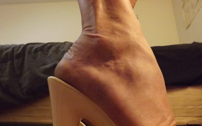 MrLeggs: Nowe buty do Kick the Blues