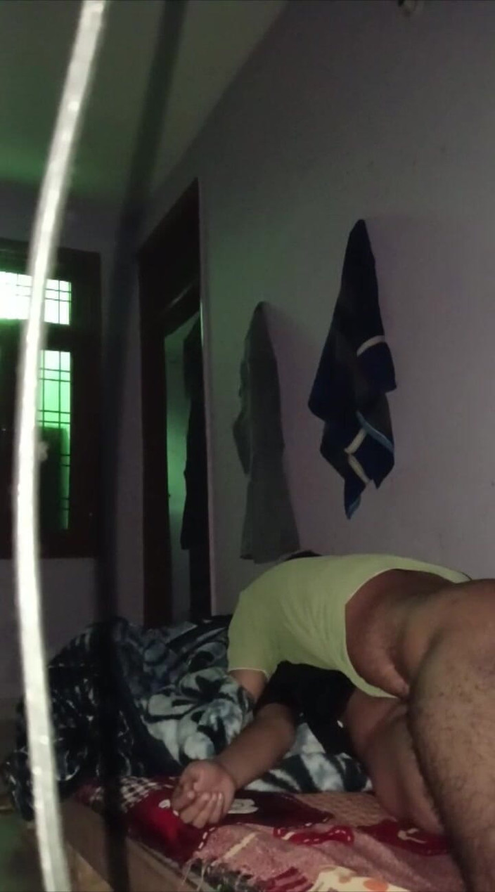 Rishi: Я не хочу оренду, просто втамовую спрагу своєї пизди, я давно жадаю цього, будь ласка, задовольни спрагу моєї пизди.