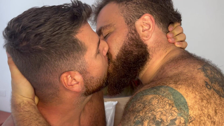 Anton Brazil: アルゼンチンのクマにやられた