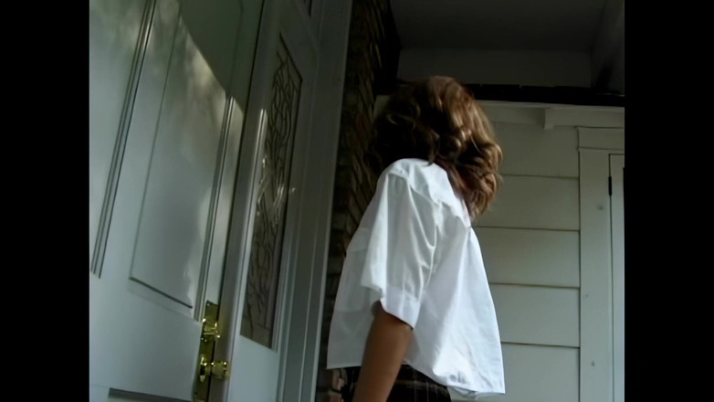 Blitzporn: Lena Ramon: Merangkap Payudara Kecil Saya Tolong!