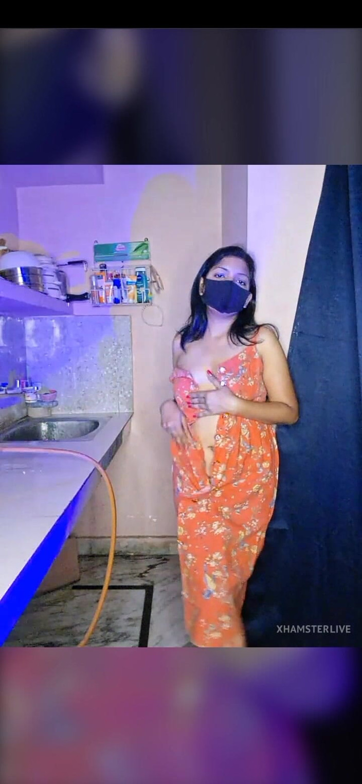 Sexpron: チャットシングルガールです。準備ができました。