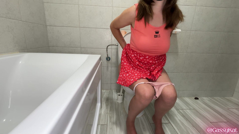 GassyKat: La toilette quotidiana episodio 37