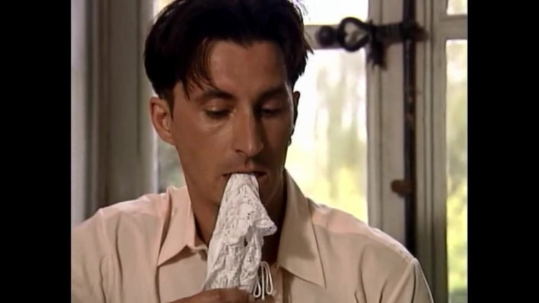 Bisco Birchwood Productions: Ateşli sarışın büyük zenci yarağını alıyor ve bolca döl alıyor!