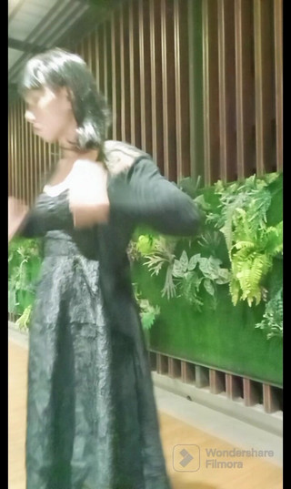 Menaiisd: Cewek cantik ini lagi asik ngentot di luar ruangan sampai...