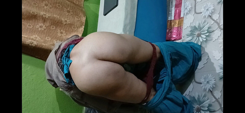 Aahan Ahiran: Desi Bhabi Gand sex standup pozice