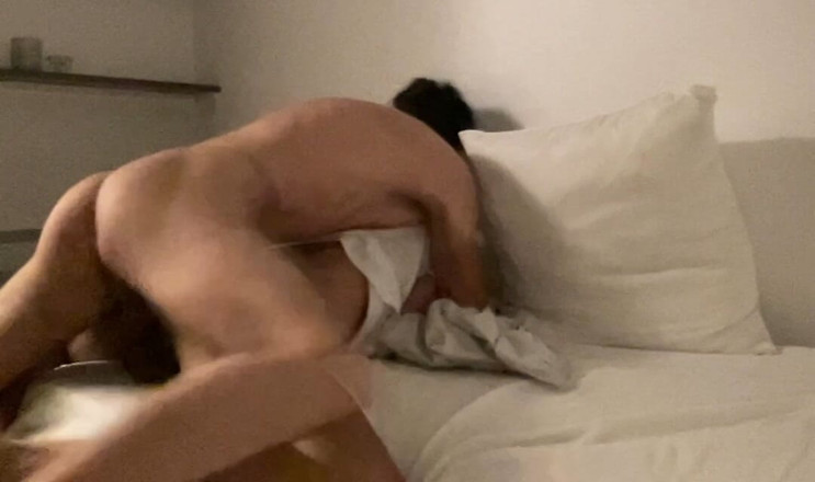 wannahavefunx: Chico árabe heterosexual folla duro a su amigo gay