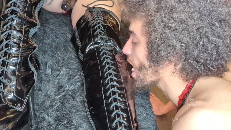 Lady Valeska: Kisses on My Boots and Dildo