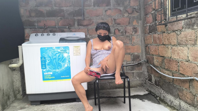 NEGRITA SEXY: 豊満で地味なチョーラが甘い膣で遊ぶ人気