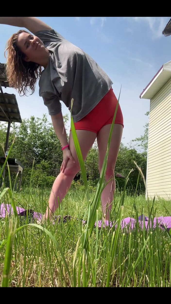 Fox Flame: Latem uprawiam jogę na ulicy