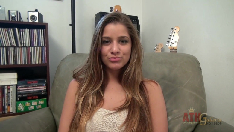 ATKIngdom Fans: Teddie Rae sweet brunette teen rubs clit