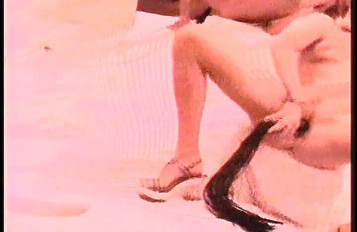 Perfect Porno: La bionda ha fatto un bagno prima di farsi scopare...