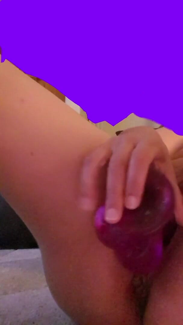 Badass Chick 2020: Watch me fuck myself with my pink dildo!