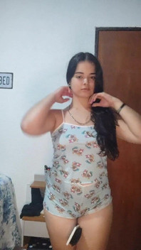 Debora Mendes in Her Pajamas to Spend New Year's Eve