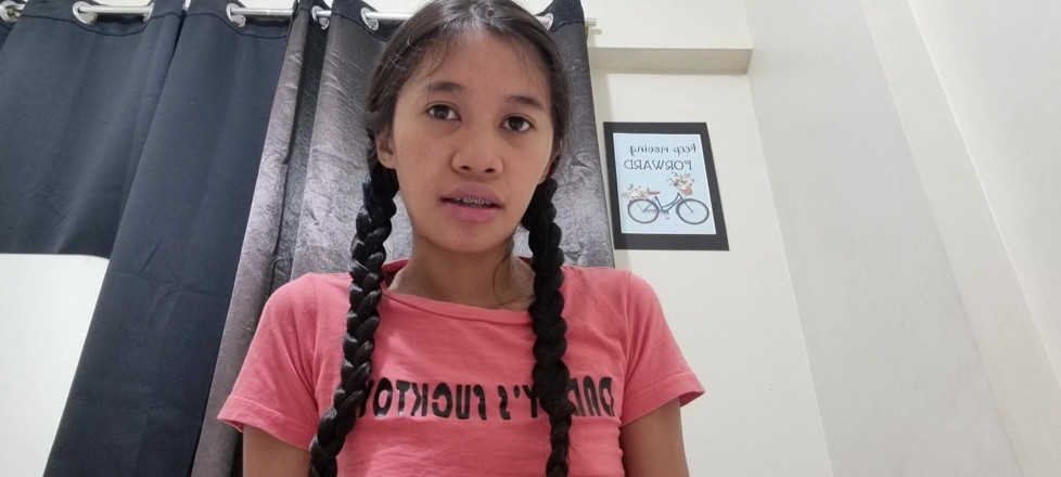 creamberryfairy: 小奶子亚洲少女