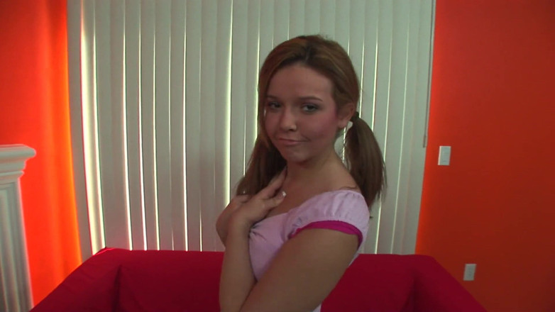 Hot Girlz: สาววัยรุ่นน่ารักโดนควยดำแตกใน