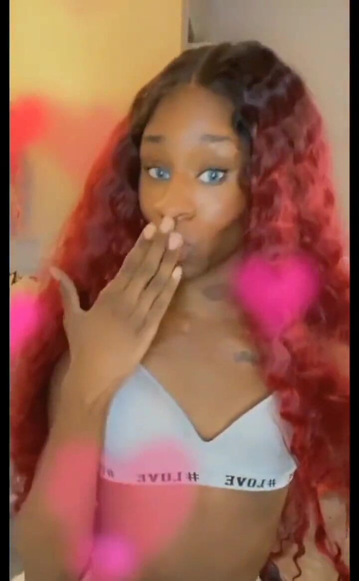 TsHottie: З Днем Святого Валентина! Сподіваюся, вам сподобається досвід