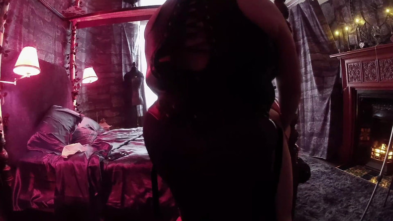 Aaexperinces trans: Domina Satana šuká Allegro