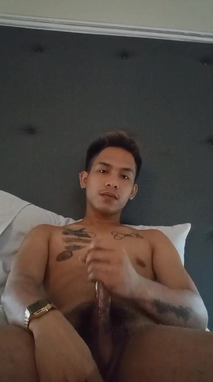 Rent A Gay Productions: Sexy asijský chlap v hotelu Honění