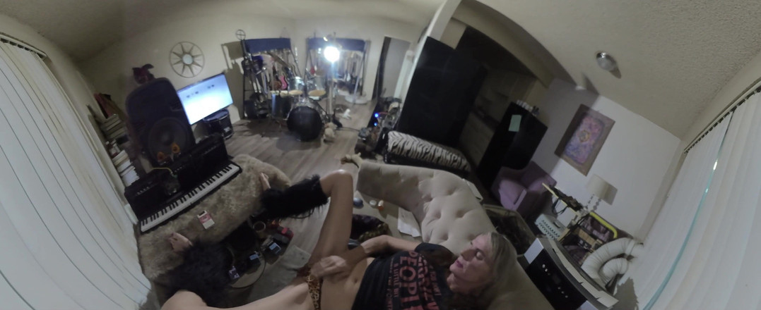 Lizzy Yum: Lizzy Yum Sd December 2025 Post Op Shemale onanerar #62