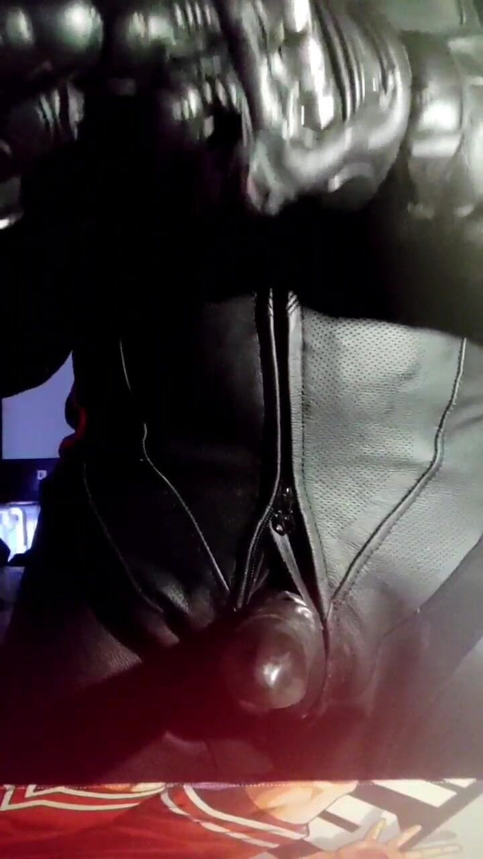 MR GK: Wank v dainese obleku a plynové rouše S10 s pp