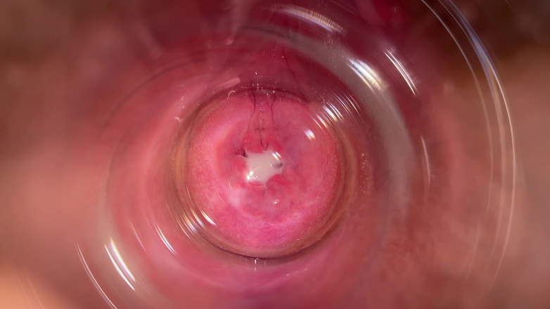 Mia Foster: Camera diep in Mia's vagina