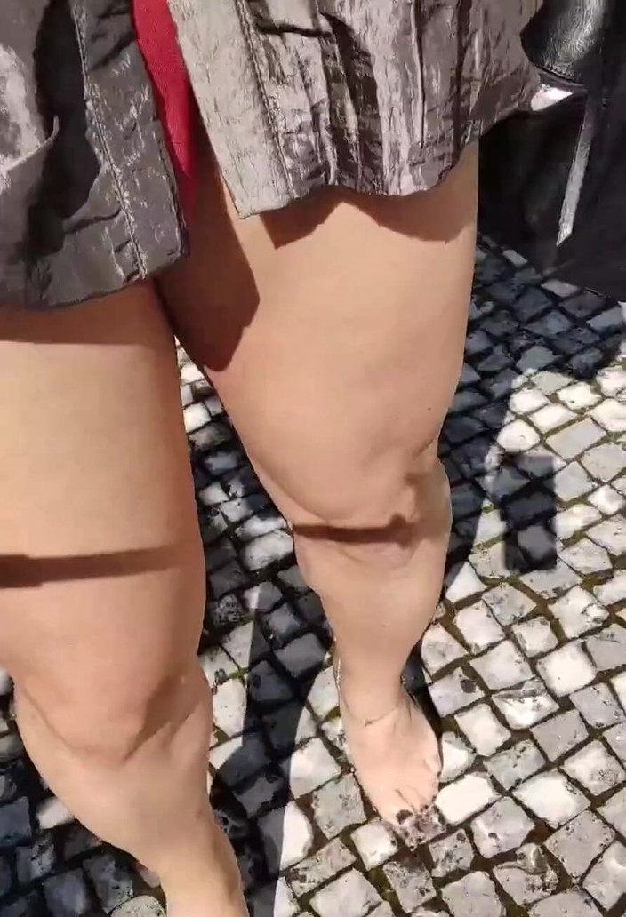 Joana Love: Visitare un cimitero e una chiesa