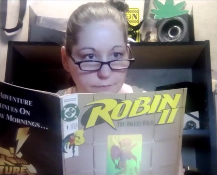 Queen Mea: Nerdy girl ignoring you