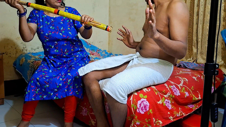 HotsexGirl: Hermosa sexy mucama folla apretado coño de chica del pueblo...